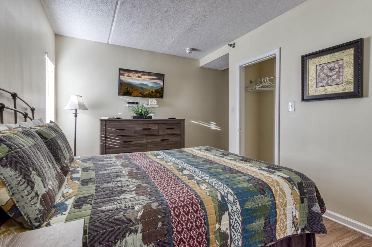 Gatlinburg Towers Condo Unit 501 - Great Location! Close To Town! Condo Exterior foto